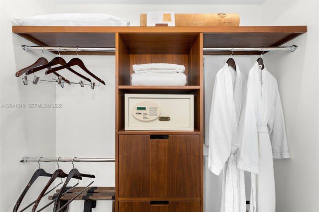 6801 Collins Avenue DOOR 606, Miami Beach, FL 33141