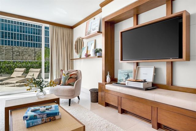 6801 Collins Avenue DOOR 606, Miami Beach, FL 33141