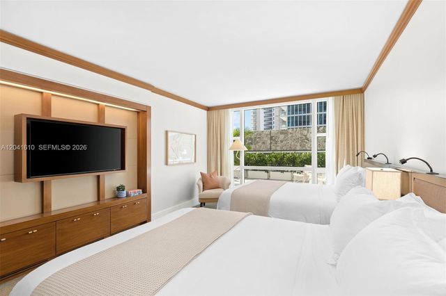 6801 Collins Avenue DOOR 606, Miami Beach, FL 33141