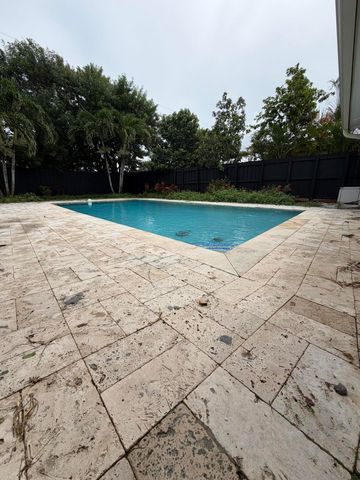 6530 HAYES Street, Hollywood, FL 33024