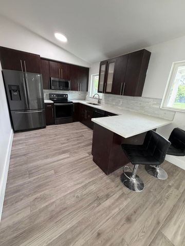 6530 HAYES Street, Hollywood, FL 33024