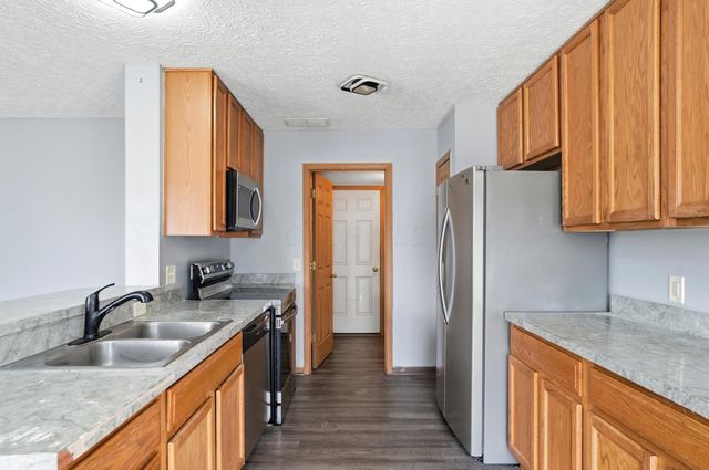 3667 Parker Knoll Lane, Columbus, OH 43219