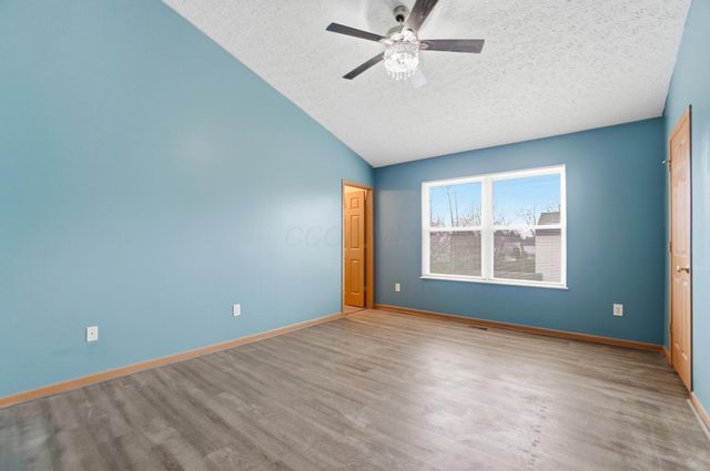 3667 Parker Knoll Lane, Columbus, OH 43219