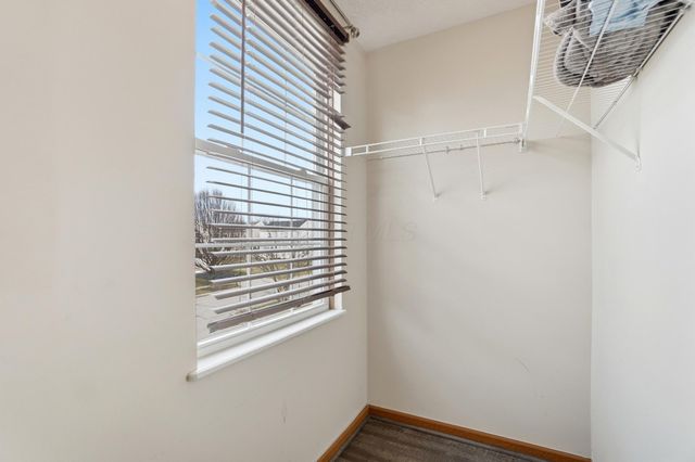 3667 Parker Knoll Lane, Columbus, OH 43219