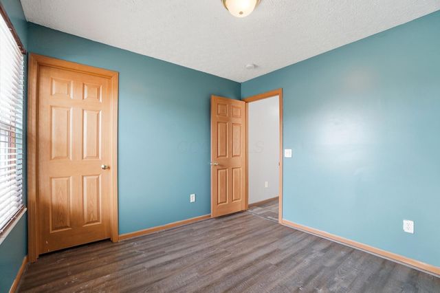 3667 Parker Knoll Lane, Columbus, OH 43219