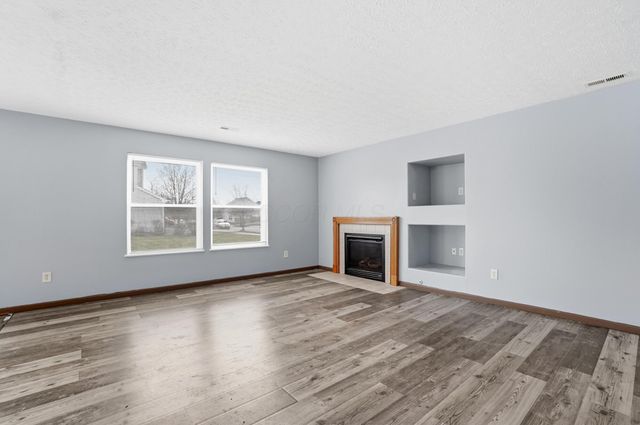 3667 Parker Knoll Lane, Columbus, OH 43219