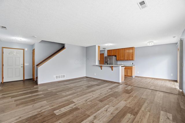 3667 Parker Knoll Lane, Columbus, OH 43219