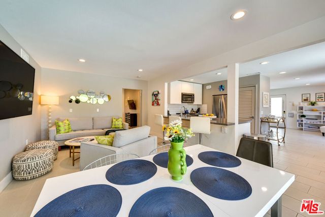 2146 N Blando Road, Palm Springs, CA 92262