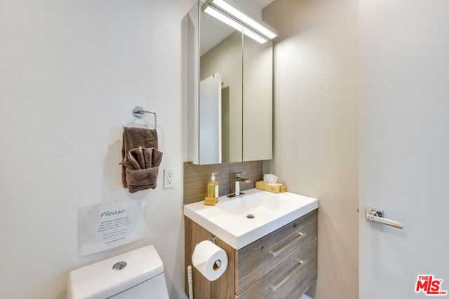 2146 N Blando Road, Palm Springs, CA 92262