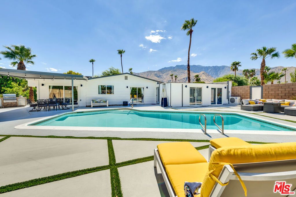 2146 N Blando Road, Palm Springs, CA 92262