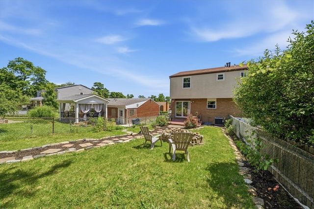 553 Indus St., Greenfield, PA 15207