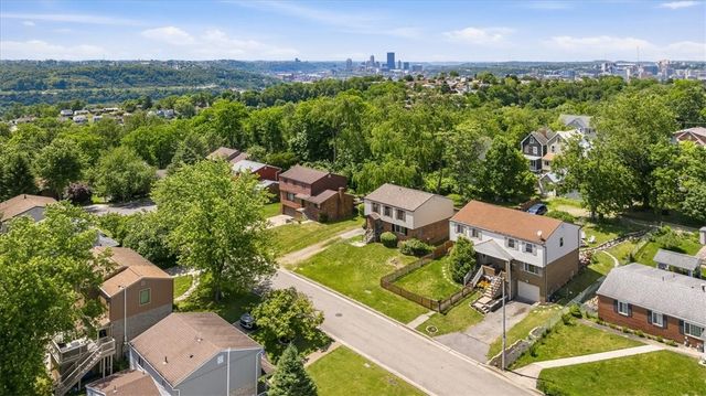 553 Indus St., Greenfield, PA 15207