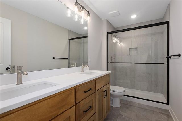 21104 E 6th Terrace S, Independence, MO 64056