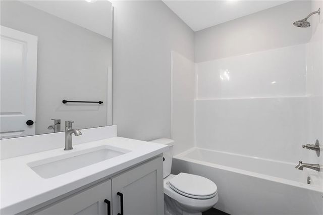 21104 E 6th Terrace S, Independence, MO 64056