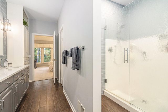 2031 N Cross Creek Drive Se, City Of Grand Rapids, MI 49508