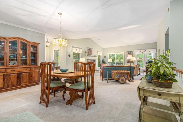 2031 N Cross Creek Drive Se, City Of Grand Rapids, MI 49508