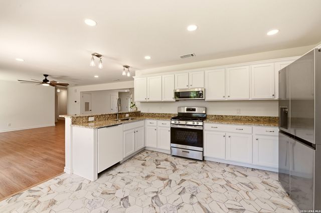 30303 DEERFIELD TER, Bulverde, TX 78163