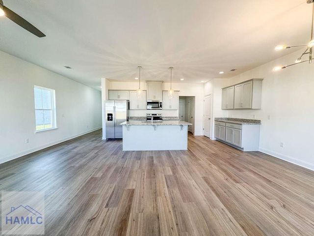 94 Hamilton Drive, Hinesville, GA 31313