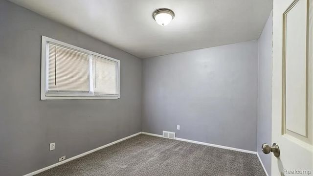 17840 GODDARD, Hamtramck, MI 48212
