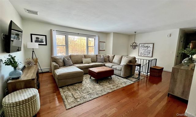 2 Garden Place, Beacon, NY 12508