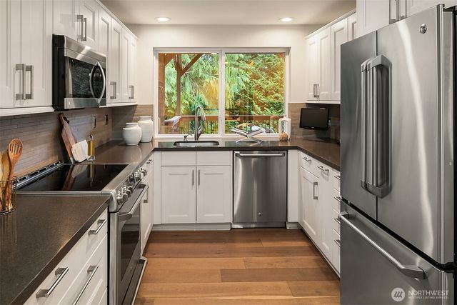 11820 NE 145th Street, Kirkland, WA 98034
