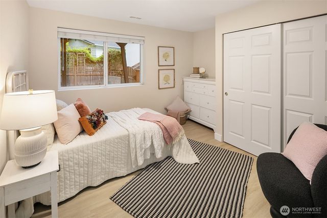 11820 NE 145th Street, Kirkland, WA 98034