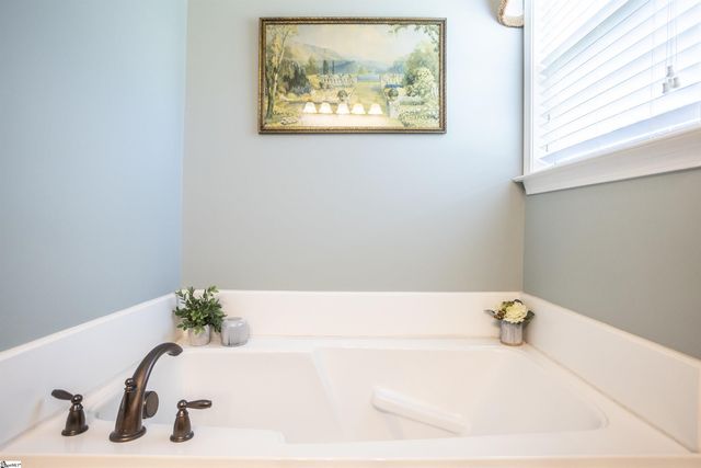 405 Saddlebred Drive, Pelzer, SC 29669