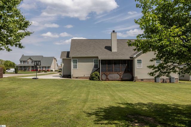 405 Saddlebred Drive, Pelzer, SC 29669