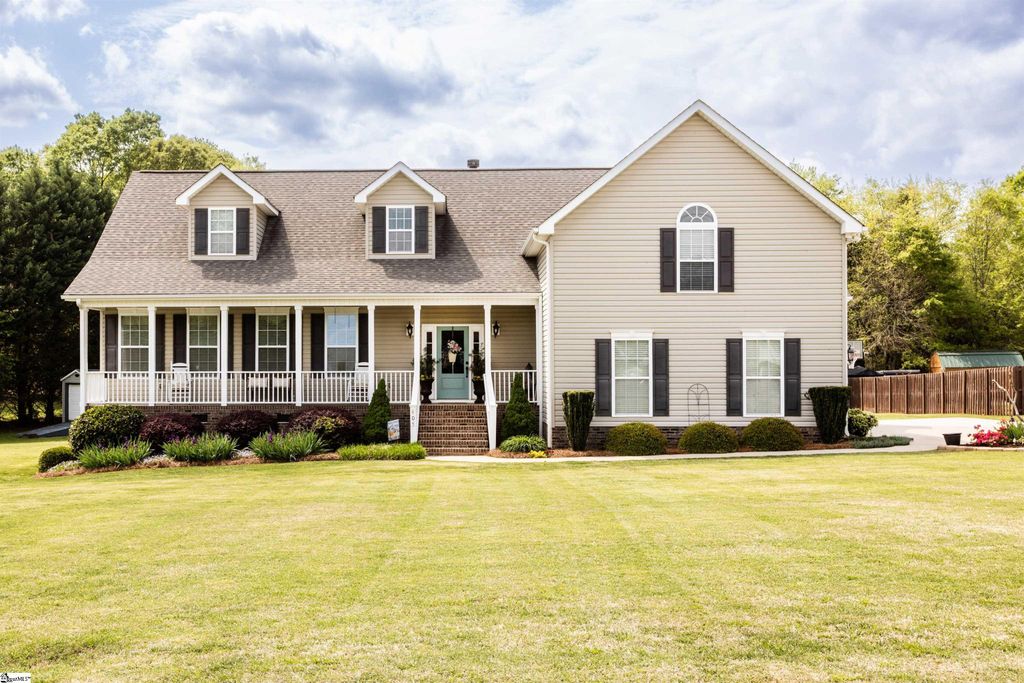 405 Saddlebred Drive, Pelzer, SC 29669