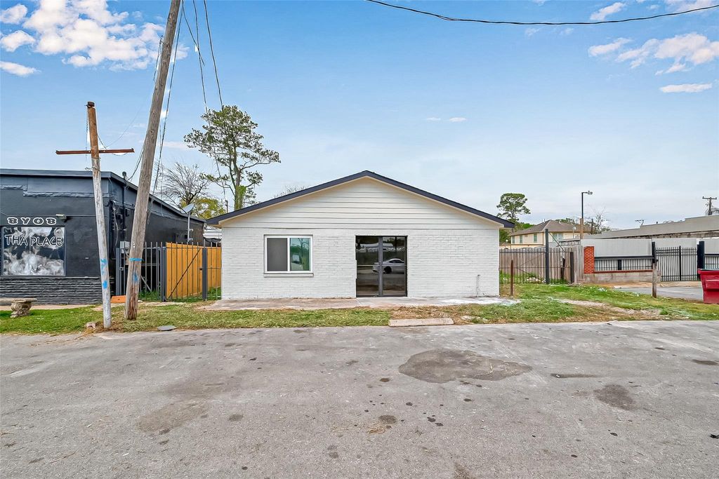 6507 Laura Koppe Road, Houston, TX 77016