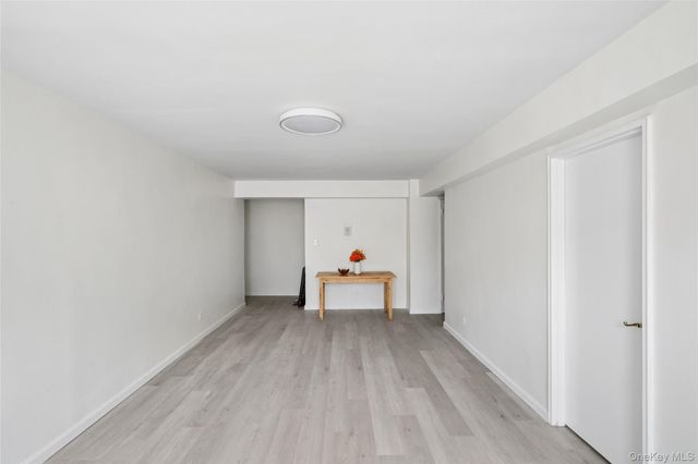 86-04 Grand Ave 2D, Elmhurst, NY 11373