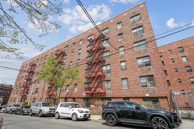 86-04 Grand Ave 2D, Elmhurst, NY 11373