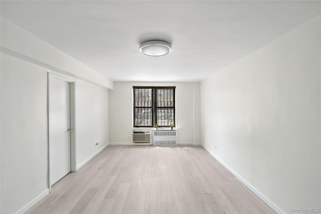 86-04 Grand Ave 2D, Elmhurst, NY 11373