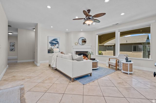 1242 N 640 W, West Bountiful, UT 84087