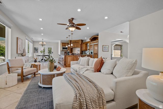 1242 N 640 W, West Bountiful, UT 84087