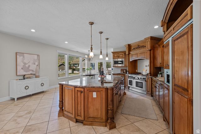 1242 N 640 W, West Bountiful, UT 84087