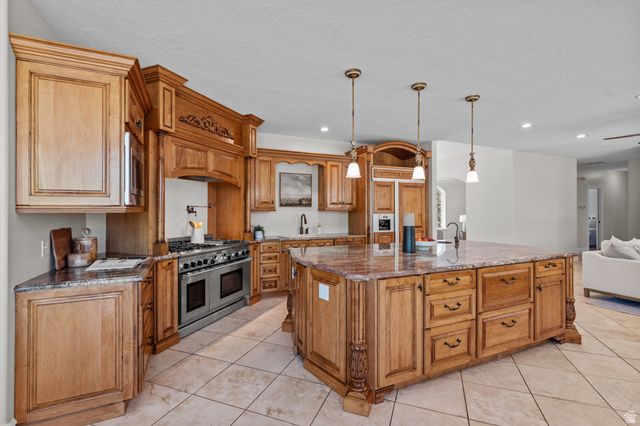 1242 N 640 W, West Bountiful, UT 84087