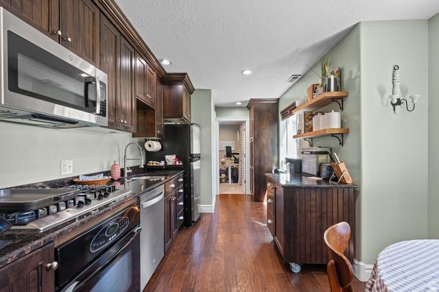1242 N 640 W, West Bountiful, UT 84087