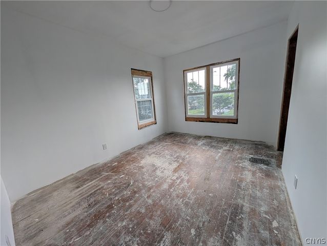 2223 South State Street, Syracuse, NY 13205