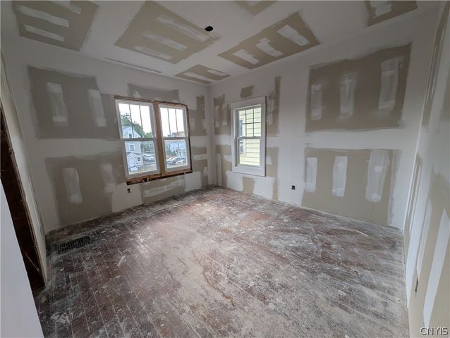 2223 South State Street, Syracuse, NY 13205
