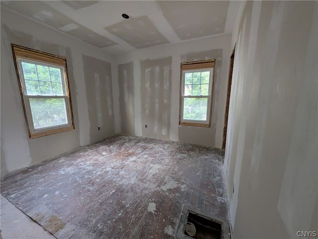 2223 South State Street, Syracuse, NY 13205