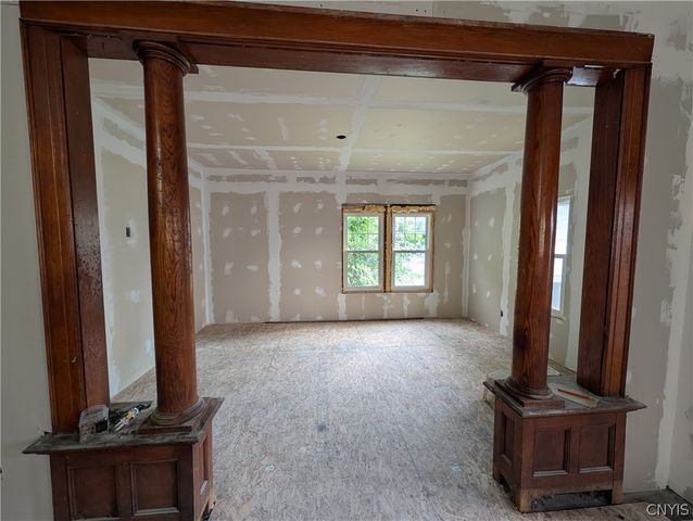 2223 South State Street, Syracuse, NY 13205