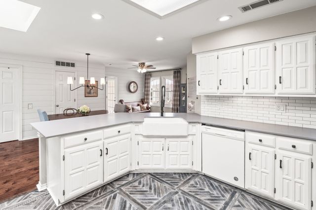 3809 Kelly Boulevard, Carrollton, TX 75007