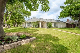 3809 Kelly Boulevard, Carrollton, TX 75007