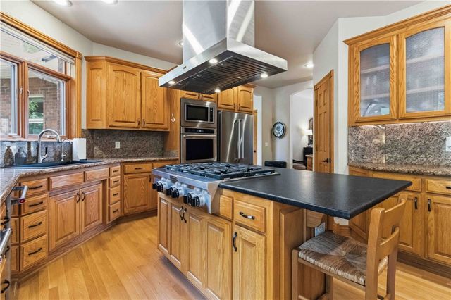 8279 Anchor Drive, Rogers, AR 72756