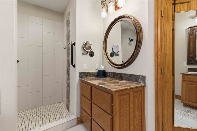 8279 Anchor Drive, Rogers, AR 72756