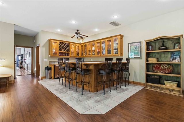 8279 Anchor Drive, Rogers, AR 72756