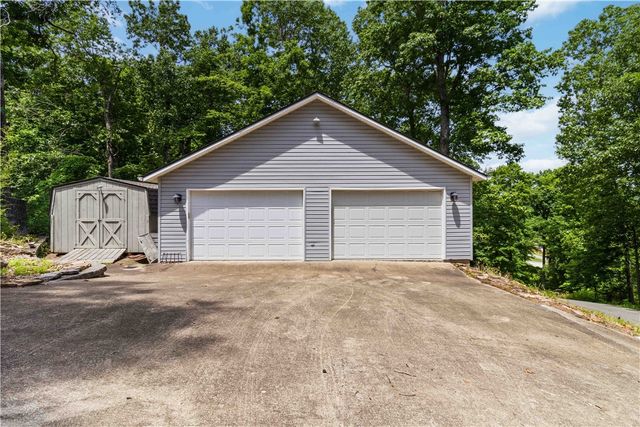8279 Anchor Drive, Rogers, AR 72756