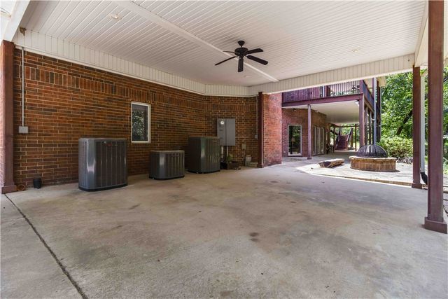 8279 Anchor Drive, Rogers, AR 72756