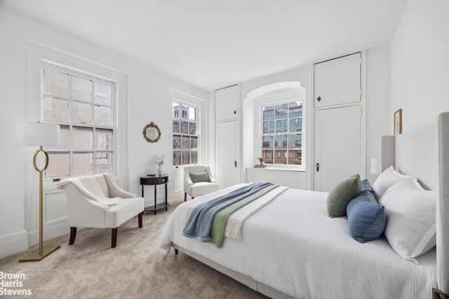 829 Park Ave Apt 10B, New York City, NY 10021